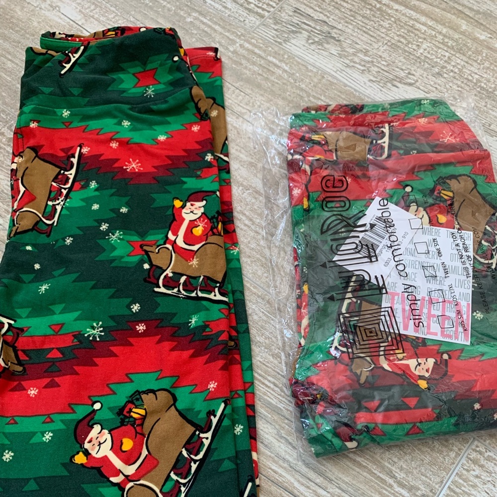 Tween Christmas Lularoe leggings